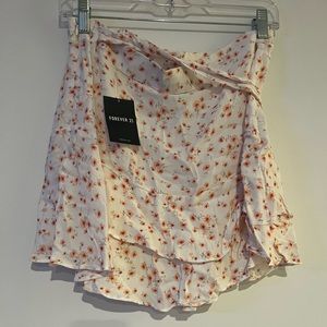 Skirt from Forever 21. BRAND NEW.